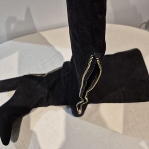 Chic Black Daisey WC Footwear